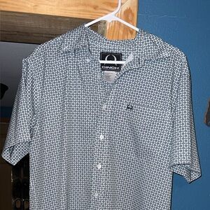 Cinch Men's Blue and White Patterned Button Down Shirt
